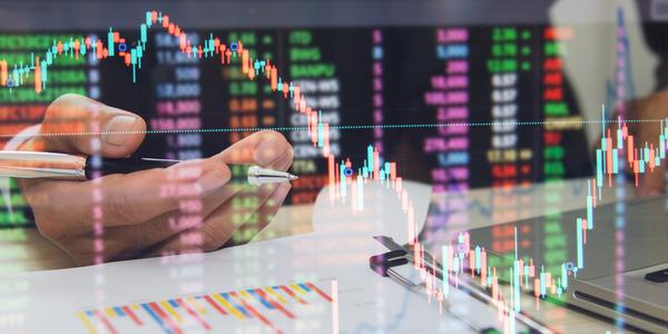 Bitcoin’s Price Dips Below $92K Amid Falling Crypto Sentiment Levels Not Seen Since Last October