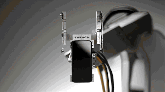 Apple unveils Liam, the world’s first recycling robot that disassembles iPhones