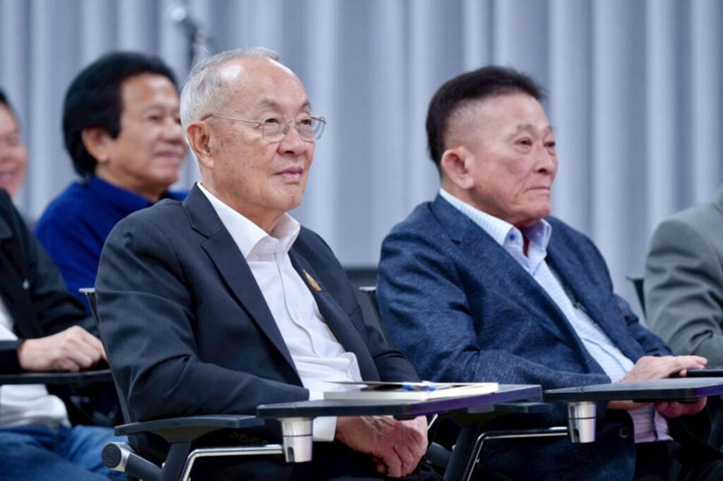 Pheu Thai Keeps Parliament Dissolution on the Table as It Weighs Its Next Move